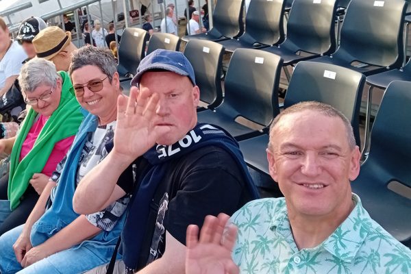Bild Volle Fahrt voraus: Seemanns-Party vor historischer Kulisse