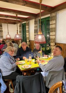 Bild Von Kartoffelspezialitäten, Quizkönig*innen und dem „magischen“ Tisch 4