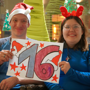 Bild Adventsmoment am Dienstagmorgen – Türchen 16 öffnet sich