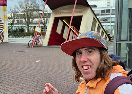 Bild Auf Dino-Entdeckungstour in Frankfurt: Ein Tag voller Abenteuer für Julia